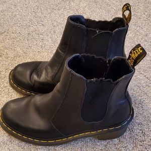 Dr. Marten Cadence boots
